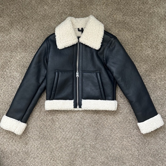 Abercrombie vegan leather Black Shearling Jacket - Picture 1 of 4